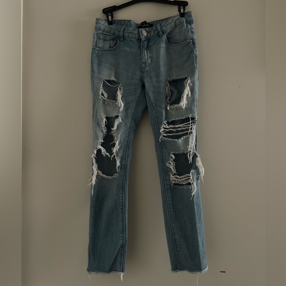 Vintage Y2K Refuge Distressed Light Wash Jean Sz 4 (Fits like 0)